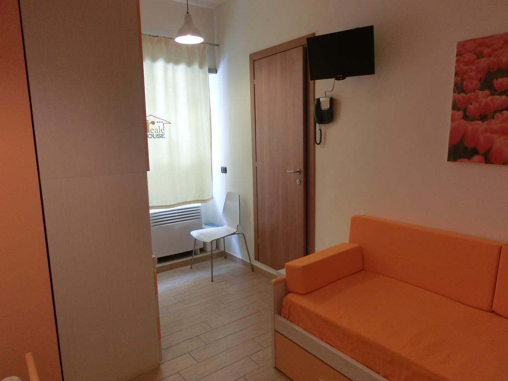 Hotel Rhc Roma Exterior foto